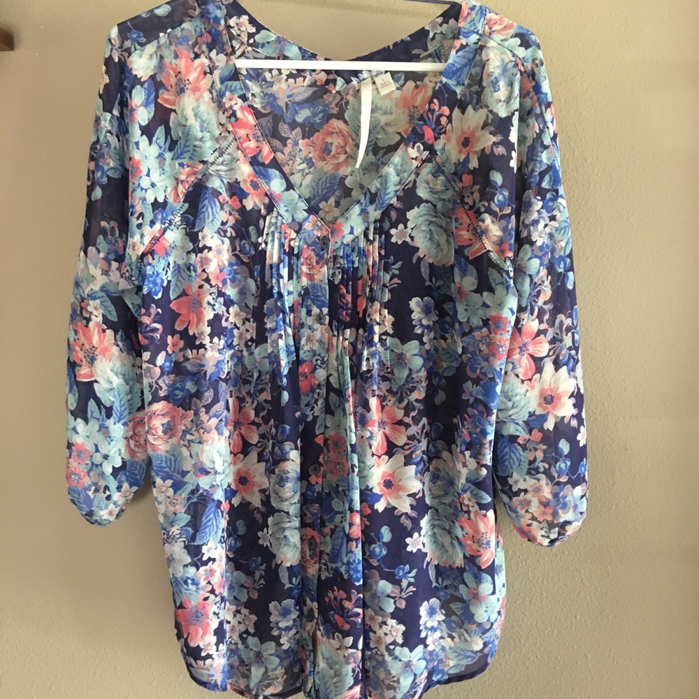 Lauren Conrad Floral Blouse